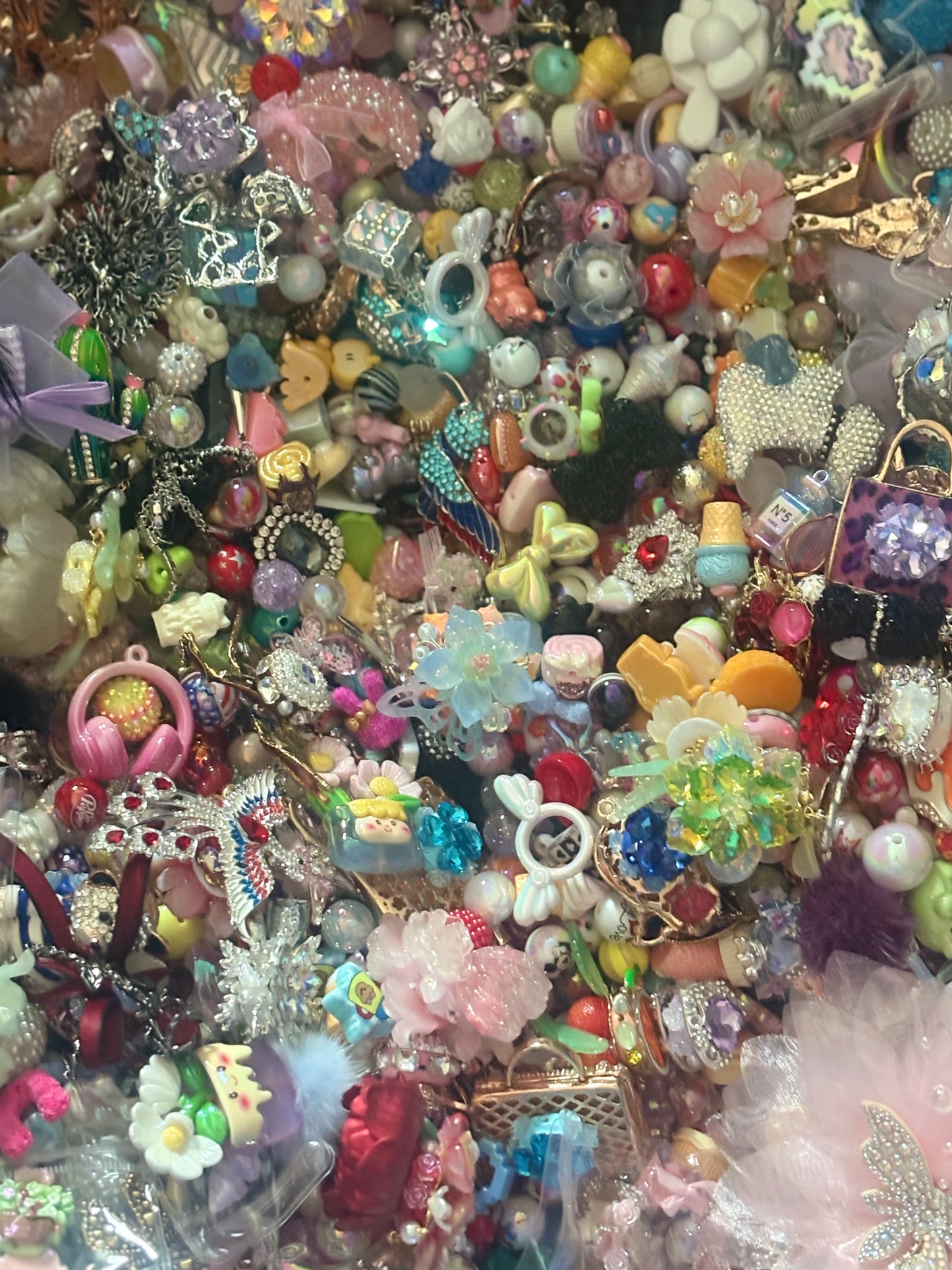 Acrylic Bead Bag Scoop